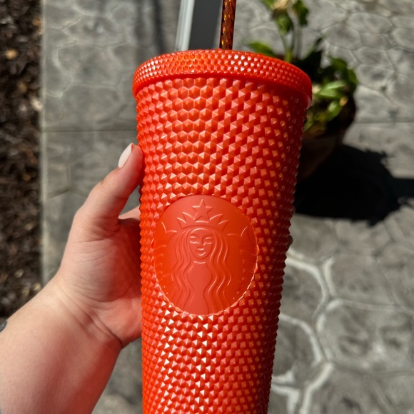 Starbucks venti studded cold cup - Picture 2 of 3